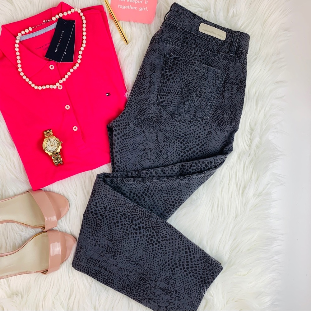 💰SALE Calvin Klein Jeans Legging Snake Pattern